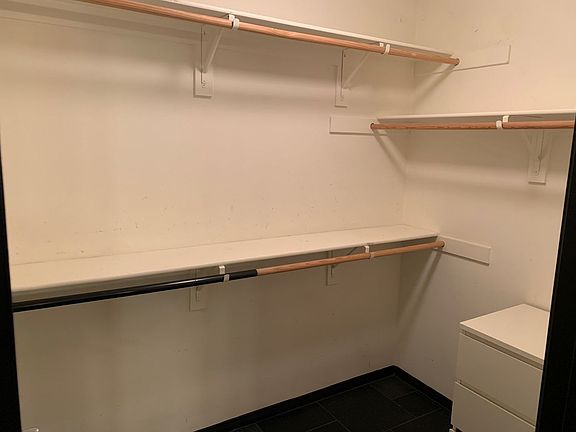 5th image of 28989 Frankfort Ln