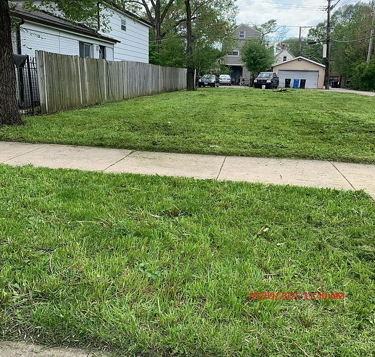 2nd image of 1616 S Komensky Ave