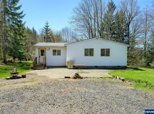 8237 Fire Hall Rd, Grand Ronde, OR 97347