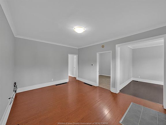 3rd image of 341 Parent Ave