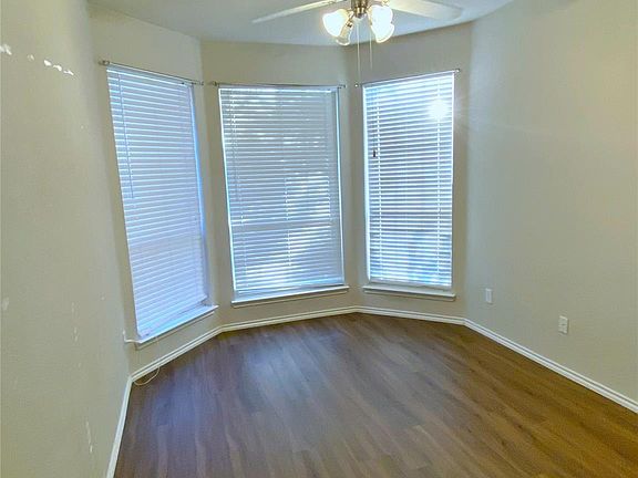 2nd image of 12804 Excelsior Ln