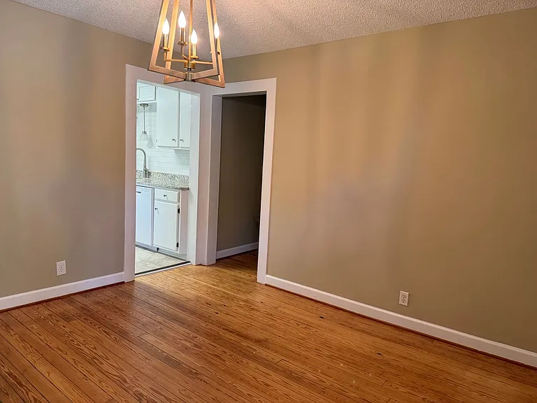 333 Foust St — Photo 13