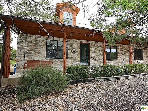 2nd image of 501 Mountain Crest Dr