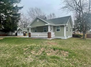 2424 W Walnut St, Springfield, MO 65806