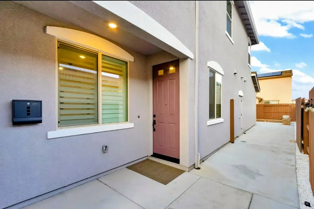 Blue Range Way, Roseville — Photo 4