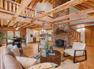 4 Field Of Dreams Rd, Coventry, RI 02827