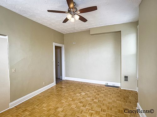 3rd image of 2235 Francis Ln APT 3