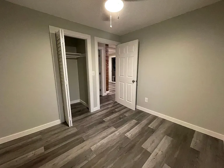 108 Clinton St #2 — Photo 32
