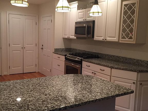 3rd image of 205 Wynnewood Dr