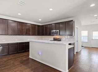 8904 Elizabeth Park, Converse, TX 78109