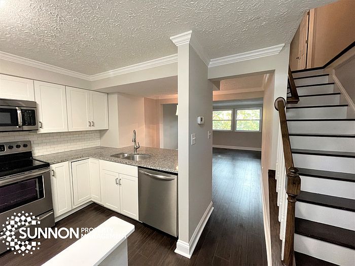 1227 Scaleybark Rd APT B, Charlotte, NC 28209 Zillow