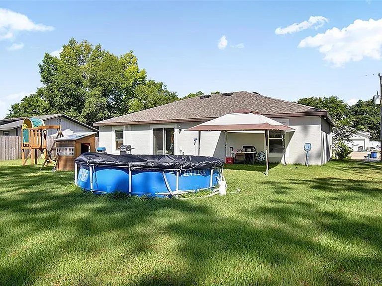 70 Pebble Beach Dr — Photo 40