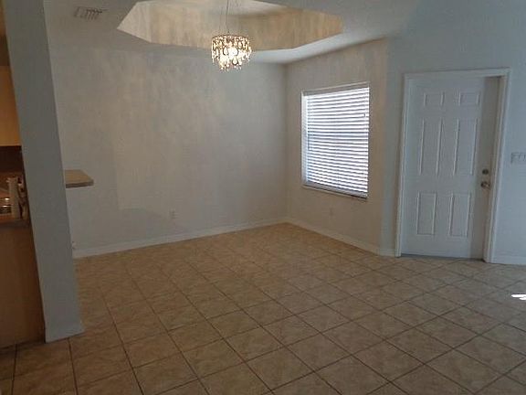 4th image of 2229 Clipper Pl