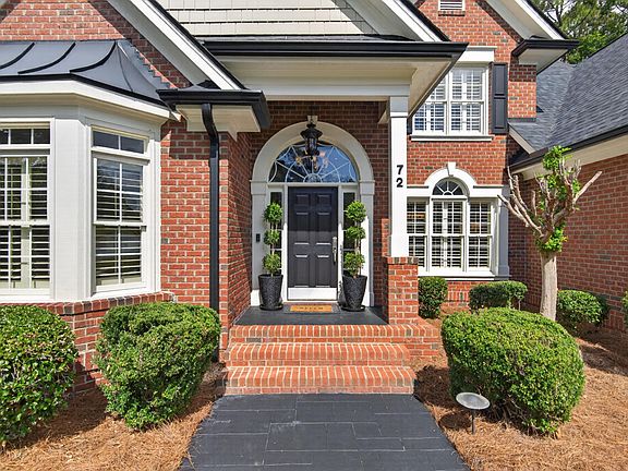 3rd image of 72 Edgewood Dr