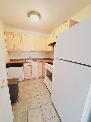 31 Stuart Ave #P Photo 1
