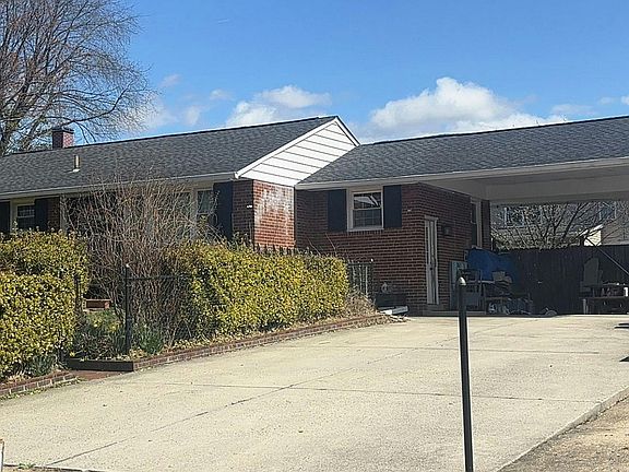 2nd image of 7413 Stinson Rd