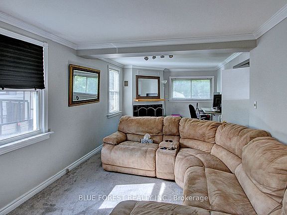 5th image of 439 Beatrice St