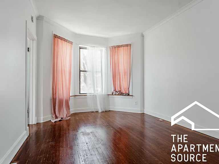 1001 N Richmond St #2S — Photo 5