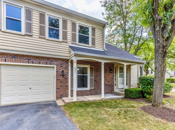 601 College Xing, Rolling Meadows, IL 60008