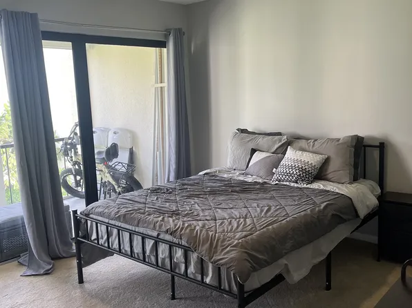 1707 Consulate Pl APT 203, West Palm Beach, FL 33401