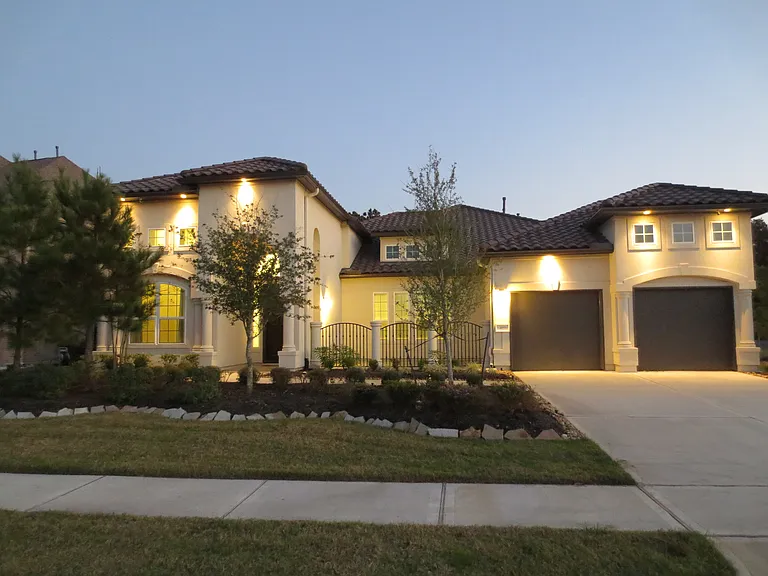 4059 Ashland Woods Dr — Photo 19
