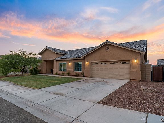 2nd image of 5904 E 45th Pl