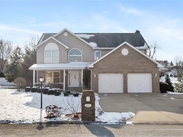 1909 Victoria Ln, Irwin, PA 15642