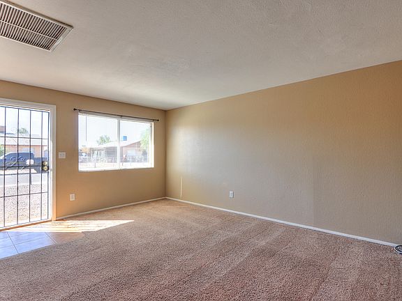 3rd image of 126 W Jahns Pl