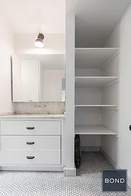 Rented by Bond New York | media 35