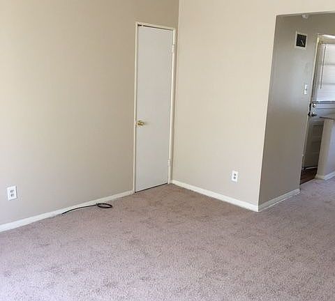 4th image of 7401 Olian Dr