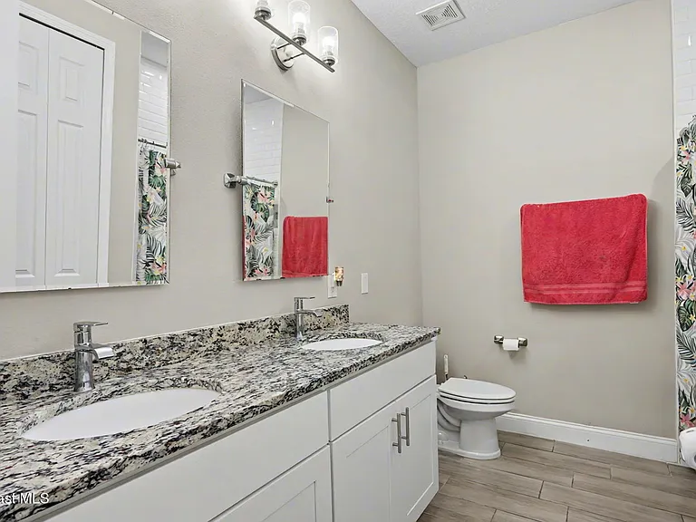 1835 Eugenia Ct NW — Photo 25