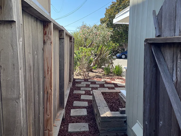 1357 Curtis St — Photo 6