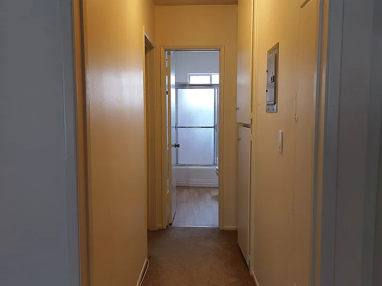 1016 N Orange Grove Ave #3 — Photo 10