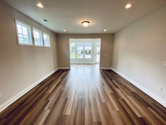 Living room_07012021