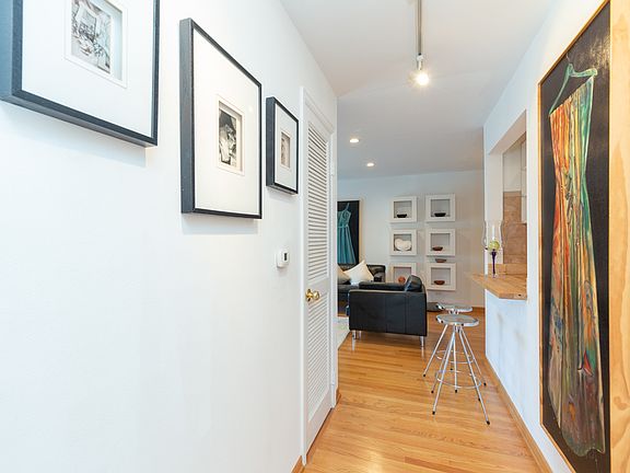 4th image of 5300 Carriageway Dr APT 212