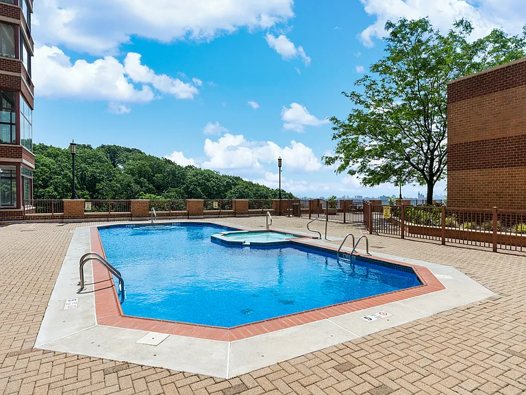 100 Old Palisade Rd #2201 — Photo 16