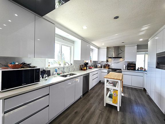 5th image of 35361 Rockwell Dr