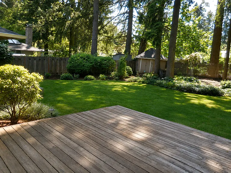 18565 Longfellow Ave — Photo 12