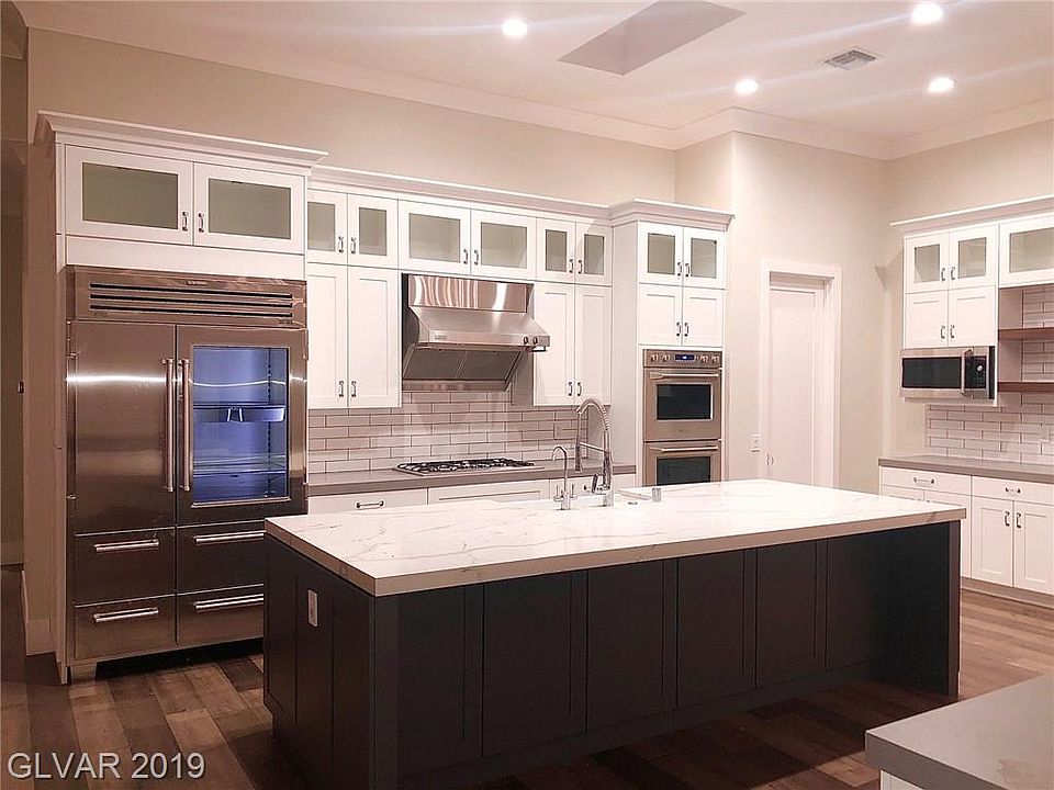 2nd image of 7 Anthem Creek Cir