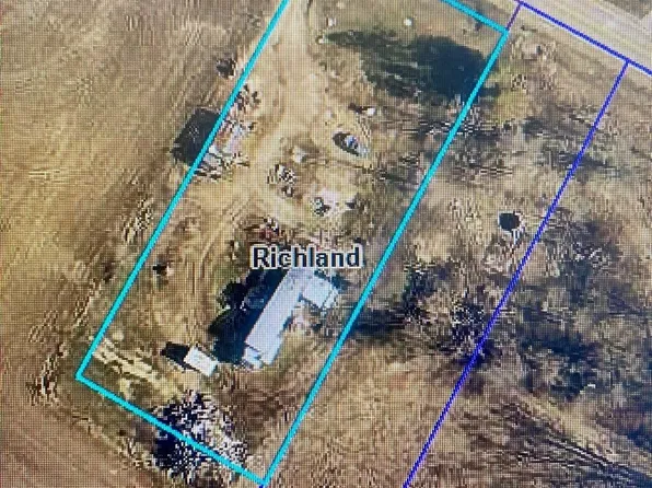 144 S Main St, La Motte, IA 52054