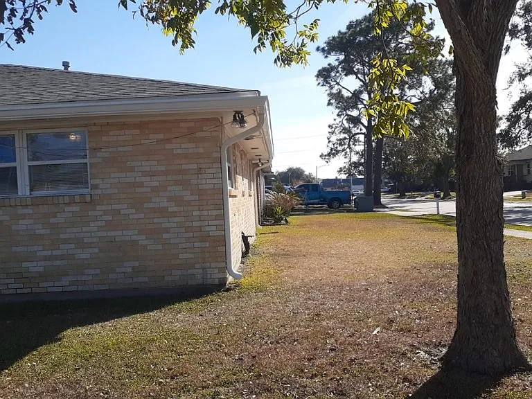6800 Dorchester St — Photo 12