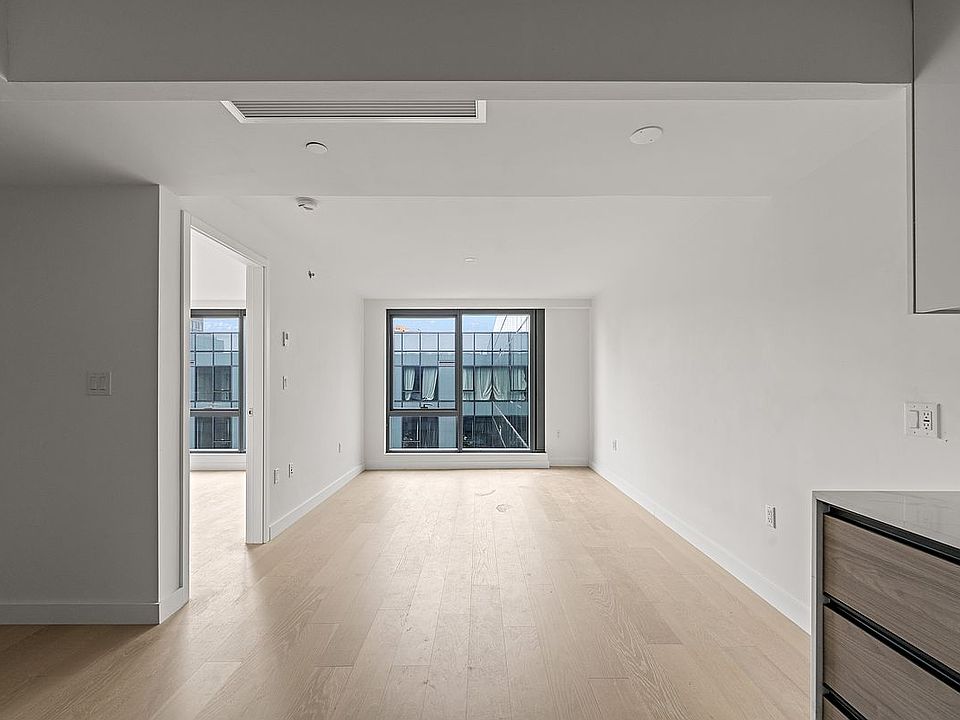 1st image of 144-49 Northern Blvd #701