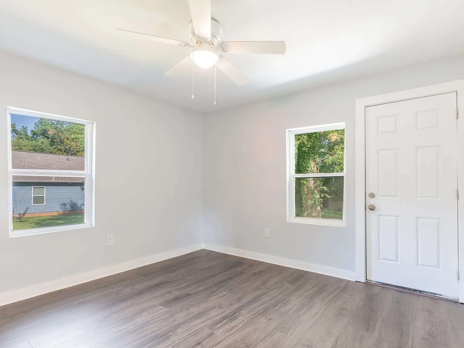 2 bed, 752 sqft, $1,500 — Photo 2