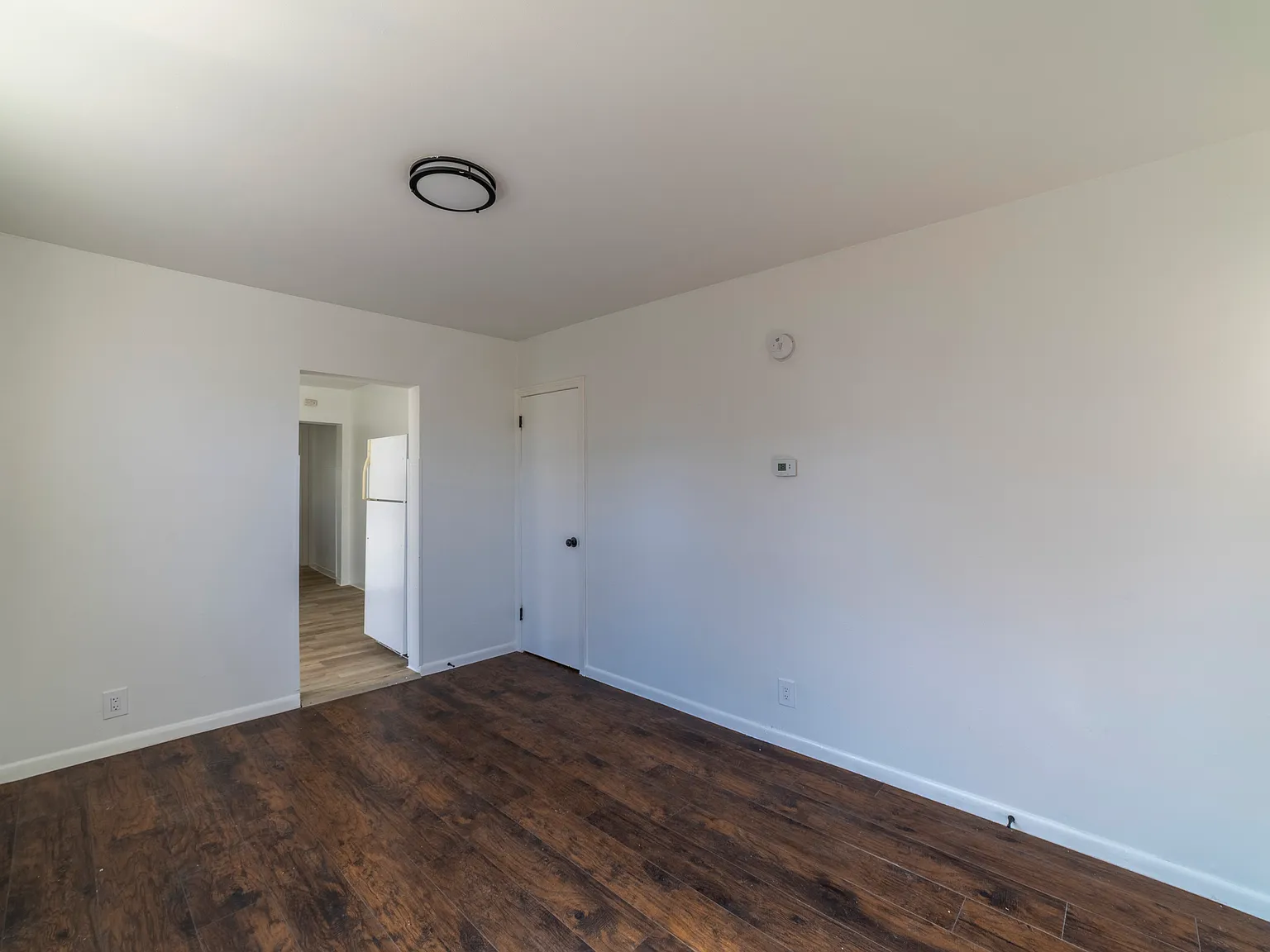 1 bed, $1,000 — Photo 3
