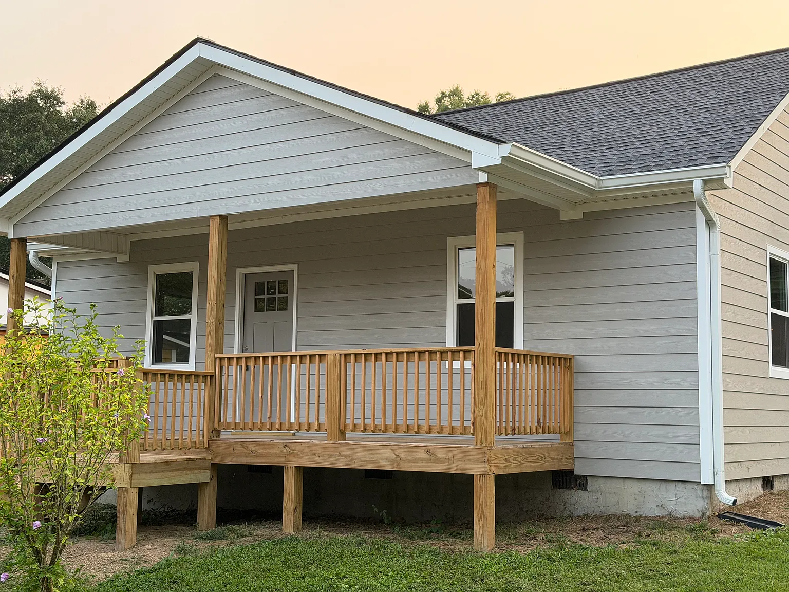 2 bed, 822 sqft, $1,200 — Photo 2