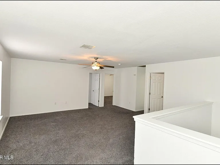 1591 Hartsdale Dr #B — Photo 22
