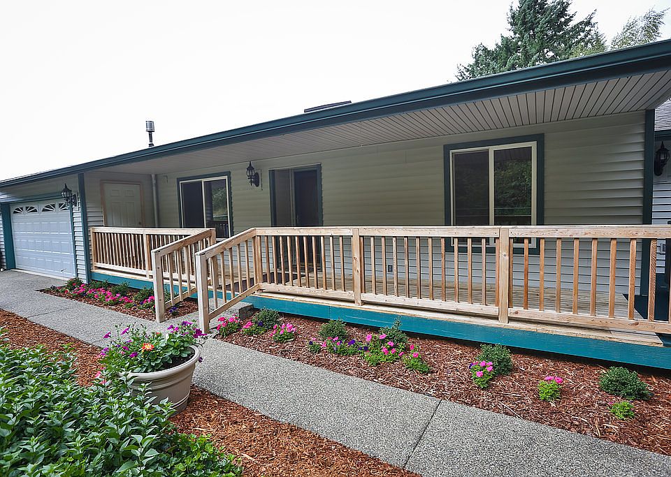 1st image of 13111 111th Avenue Ct NW