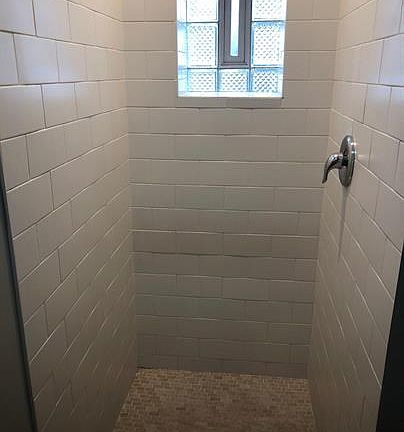 5th image of 1941 W Roscoe St #1-CH