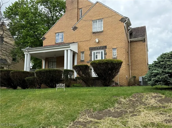 1965 McCauslen Mnr, Steubenville, OH 43952