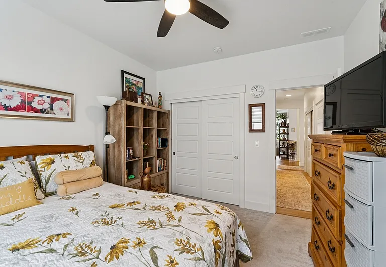 11691 W Quintale Dr — Photo 25